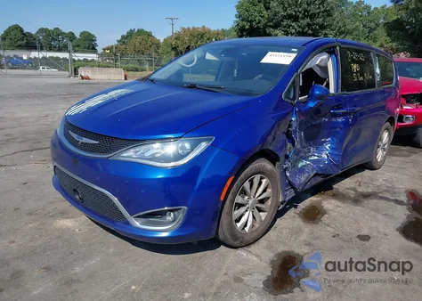 2019 Chrysler Pacifica Touring Plus из США, поврежденный, VIN 2C4RC1FGXKR568886
